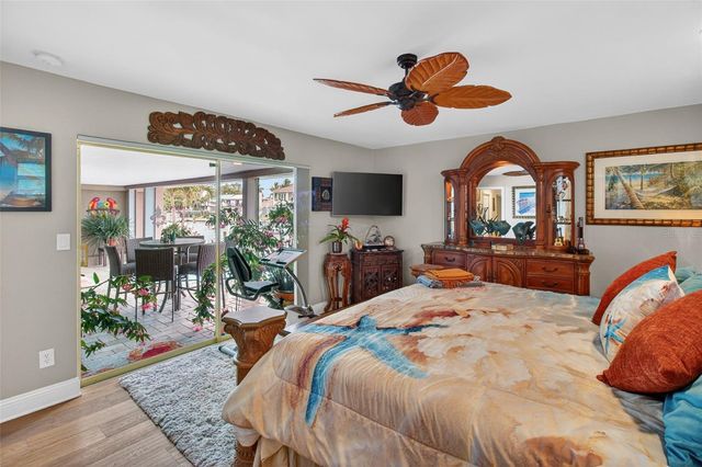 454 1ST STREET W, Tierra Verde, FL 33715