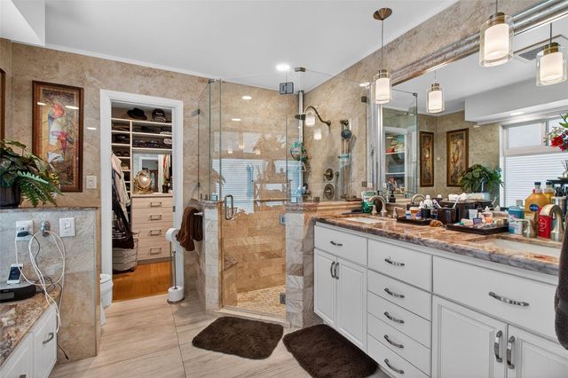 454 1ST STREET W, Tierra Verde, FL 33715