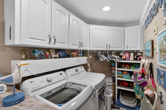 454 1ST STREET W, Tierra Verde, FL 33715