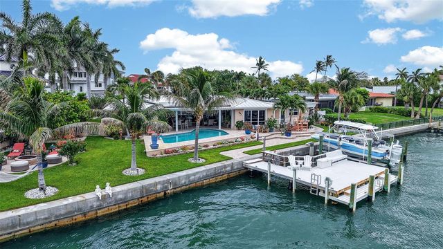 454 1ST STREET W, Tierra Verde, FL 33715