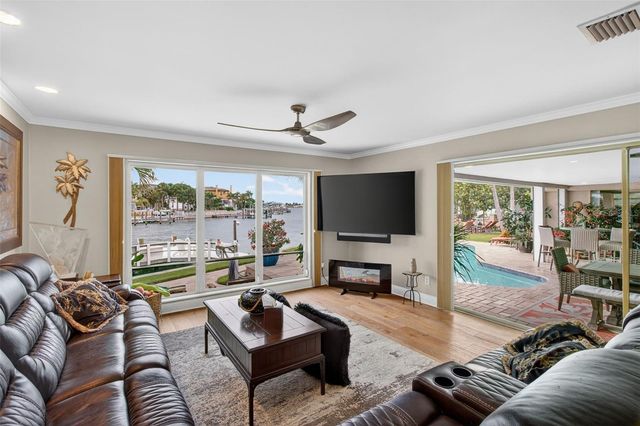 454 1ST STREET W, Tierra Verde, FL 33715