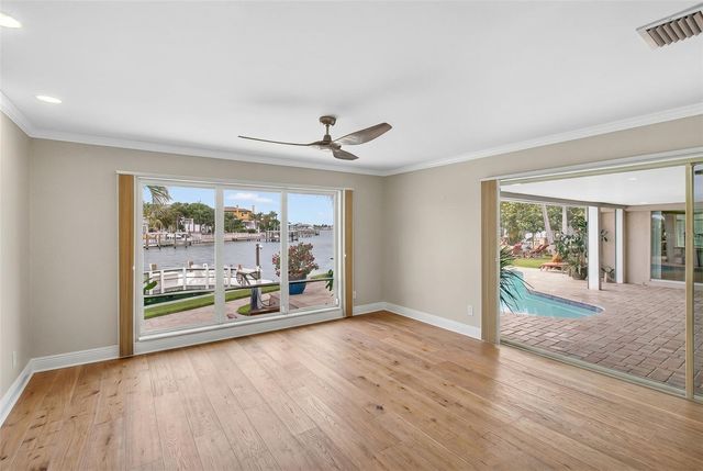 454 1ST STREET W, Tierra Verde, FL 33715
