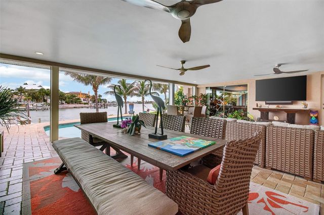 454 1ST STREET W, Tierra Verde, FL 33715