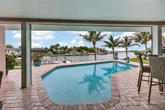 454 1ST STREET W, Tierra Verde, FL 33715