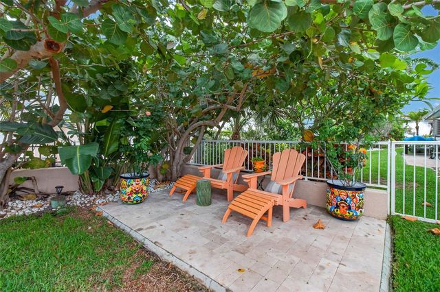 454 1ST STREET W, Tierra Verde, FL 33715