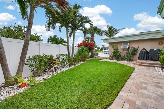 454 1ST STREET W, Tierra Verde, FL 33715