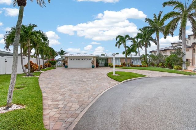 454 1ST STREET W, Tierra Verde, FL 33715