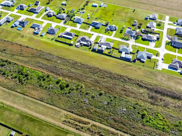 102 Madeline St, Thibodaux, LA 70301