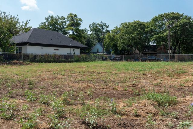 900 & 806 Willow ST, Austin, TX 78702