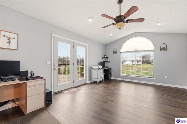 100 E Donna Reed Boulevard, Cecilia, KY 42724