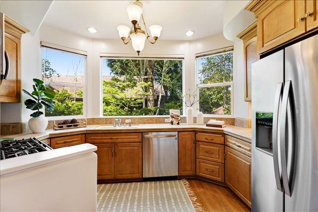 233 Villa Mar Vista, Santa Cruz, CA 95060