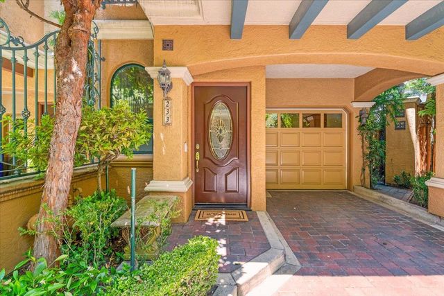233 Villa Mar Vista, Santa Cruz, CA 95060