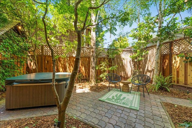 233 Villa Mar Vista, Santa Cruz, CA 95060