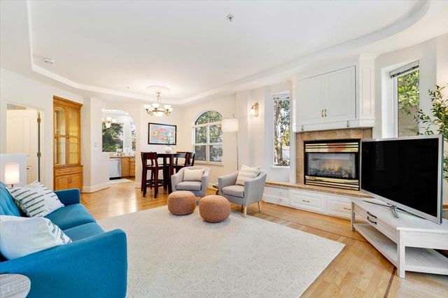 233 Villa Mar Vista, Santa Cruz, CA 95060