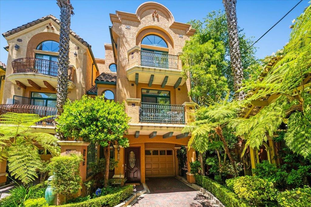 233 Villa Mar Vista, Santa Cruz, CA 95060