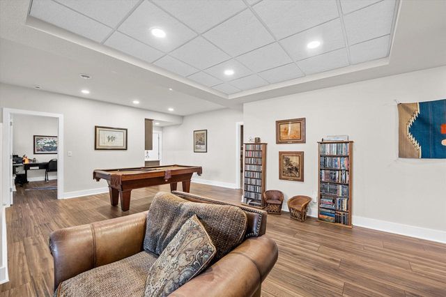 723 Autumn Ridge LANE, Hartford, WI 53027