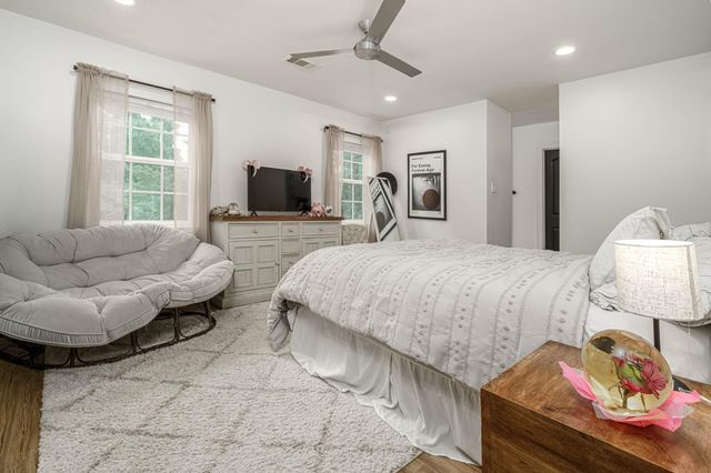 715 Thistlewood Drive, Houston, TX 77079