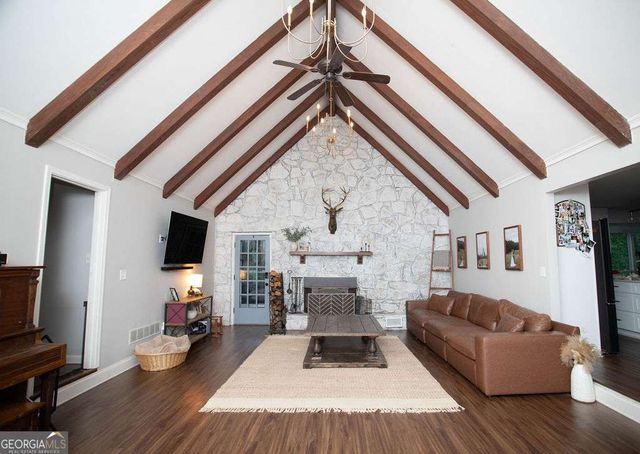 1528 Old Cartersville Road, Dallas, GA 30132