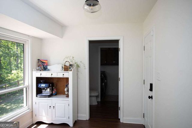 1528 Old Cartersville Road, Dallas, GA 30132