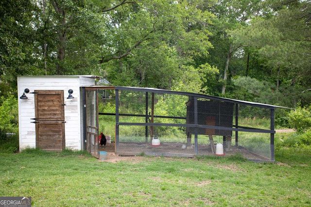 1528 Old Cartersville Road, Dallas, GA 30132