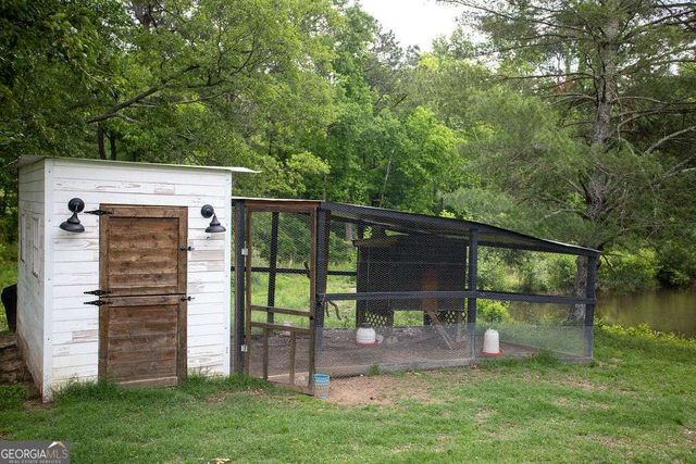 1528 Old Cartersville Road, Dallas, GA 30132