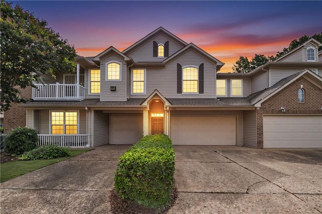 1006 Grand Oak LN, Virginia Beach, VA 23455