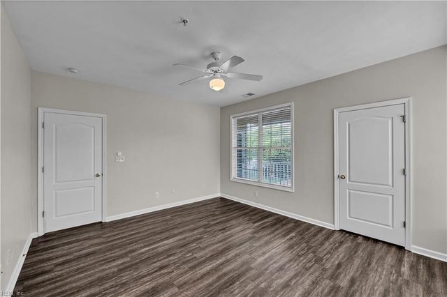 1006 Grand Oak LN, Virginia Beach, VA 23455