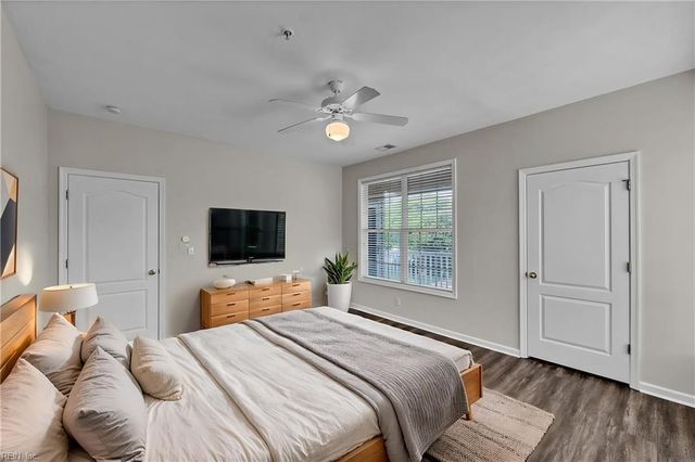 1006 Grand Oak LN, Virginia Beach, VA 23455