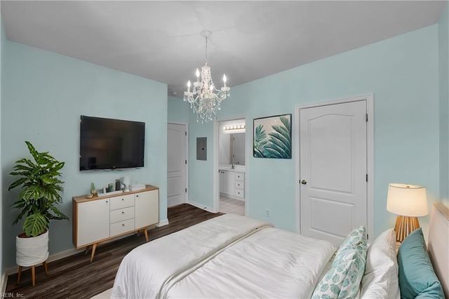 1006 Grand Oak LN, Virginia Beach, VA 23455