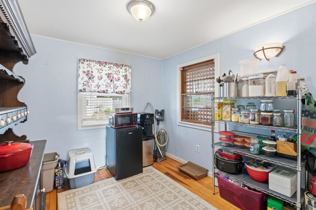 32 N Shore Road, Sandown, NH 03873
