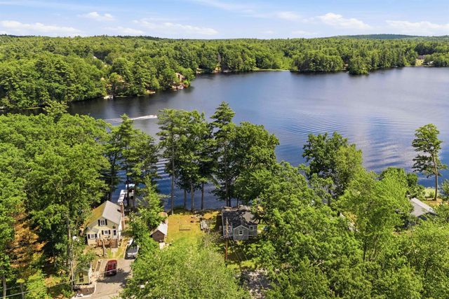 32 N Shore Road, Sandown, NH 03873