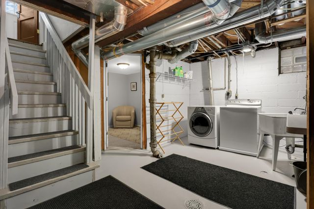 4043 Russell Avenue N, Minneapolis, MN 55412