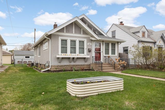 4043 Russell Avenue N, Minneapolis, MN 55412