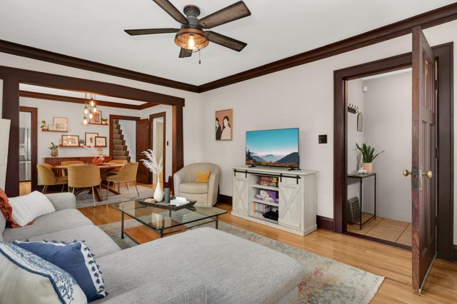 4043 Russell Avenue N, Minneapolis, MN 55412