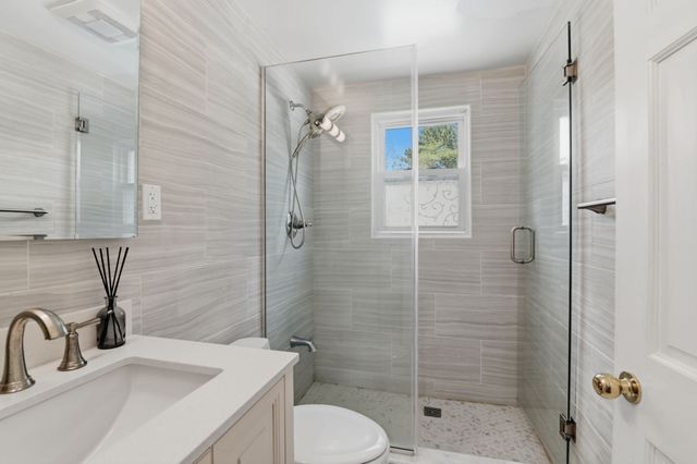 63 Dickerman Ln, Braintree, MA 02184
