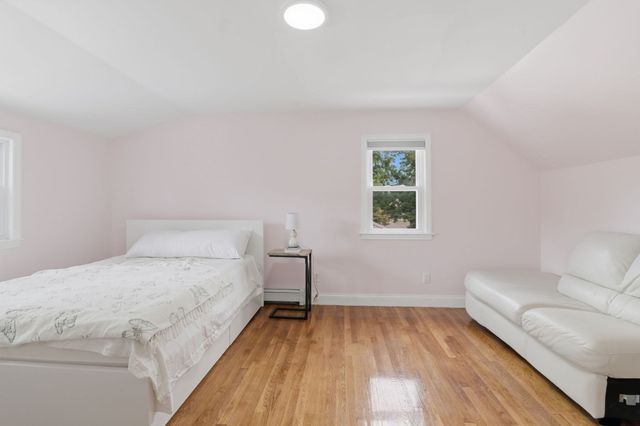 63 Dickerman Ln, Braintree, MA 02184