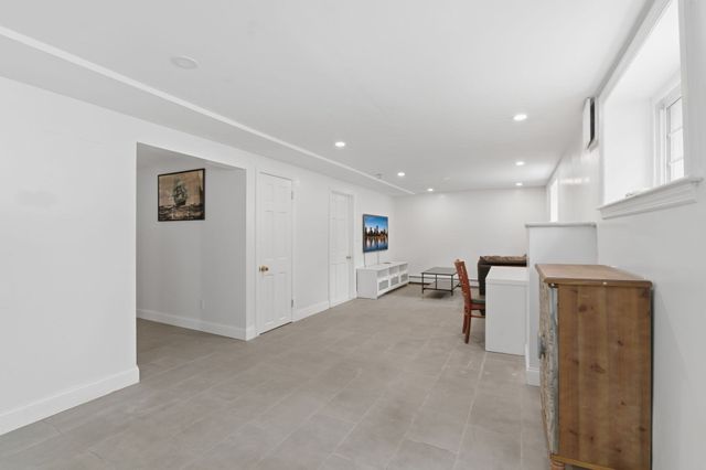 63 Dickerman Ln, Braintree, MA 02184