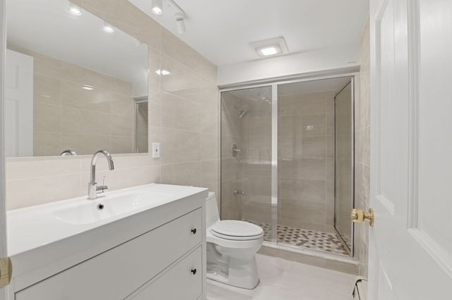 63 Dickerman Ln, Braintree, MA 02184