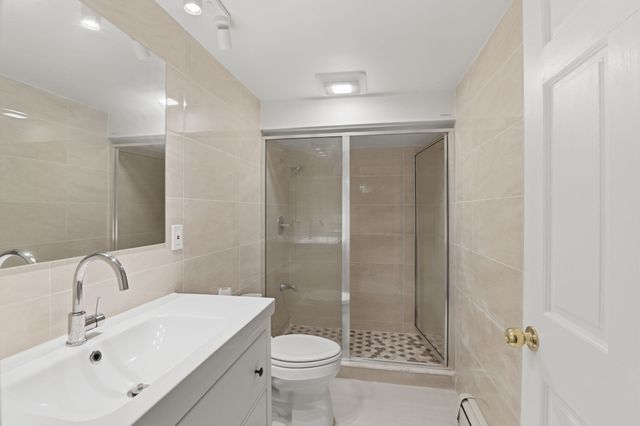 63 Dickerman Ln, Braintree, MA 02184