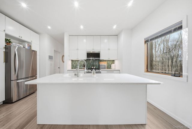 572 Greenville Turnpike, Middletown, NY 10940