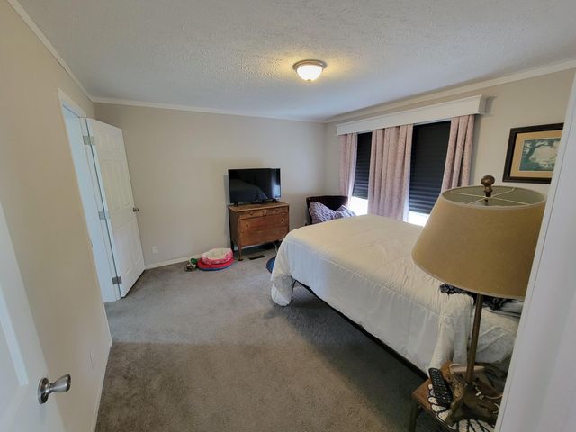 2890 Willow Neave Road, Brooksville, KY 41004