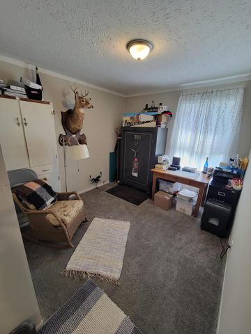 2890 Willow Neave Road, Brooksville, KY 41004