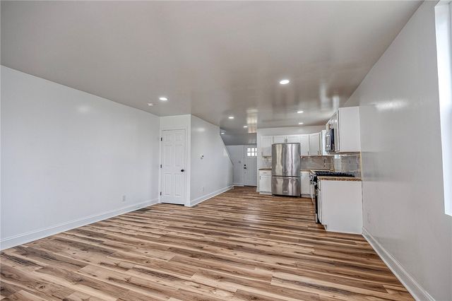 242 Dickens St, Latrobe, PA 15650