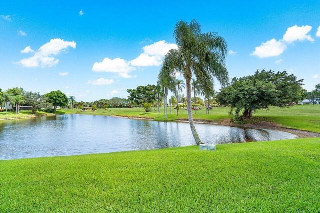 69 Eastgate Drive Unit D, Boynton Beach, FL 33436