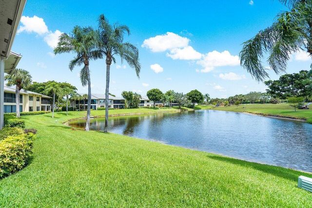 69 Eastgate Drive Unit D, Boynton Beach, FL 33436