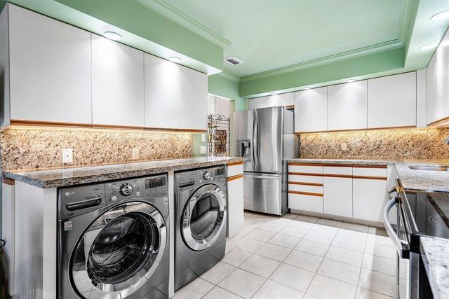 69 Eastgate Drive Unit D, Boynton Beach, FL 33436