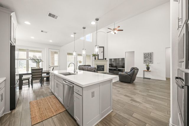 1510 Hackberry Heights, Richmond, TX 77406