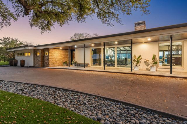 4400 Ridgehaven Road, Fort Worth, TX 76116