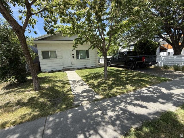 1200 S 400 E, Salt Lake City, UT 84111