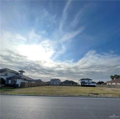 4007 Santa Cruz Street, Edinburg, TX 78542